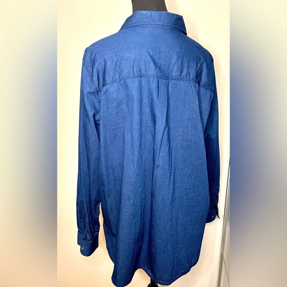 👖Old Navy Classic Denim Style Shirt, dark navy, metal button down, cuffs 💙 - Picture 3 of 9